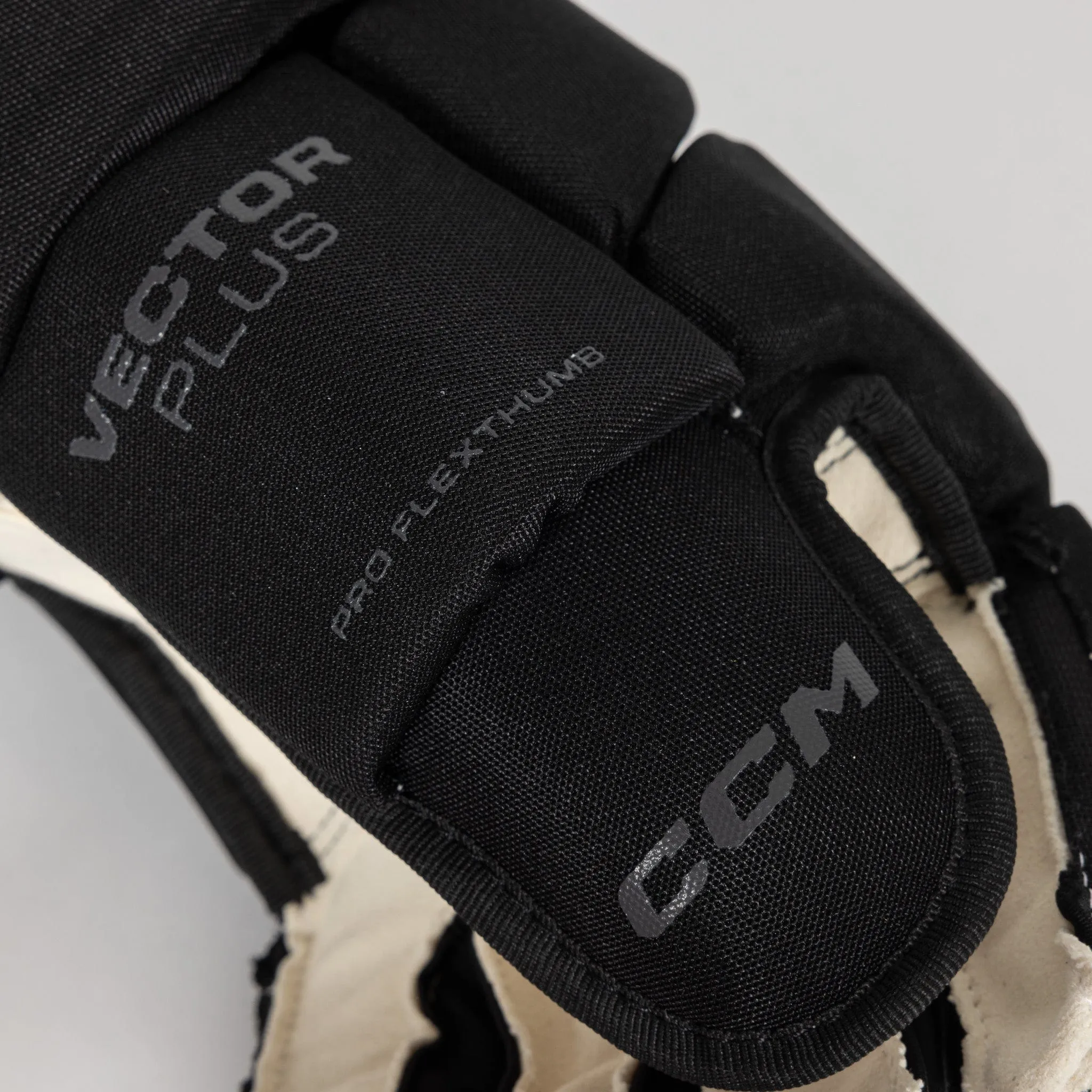CCM Tacks Vector Plus Senior Hockey Gloves