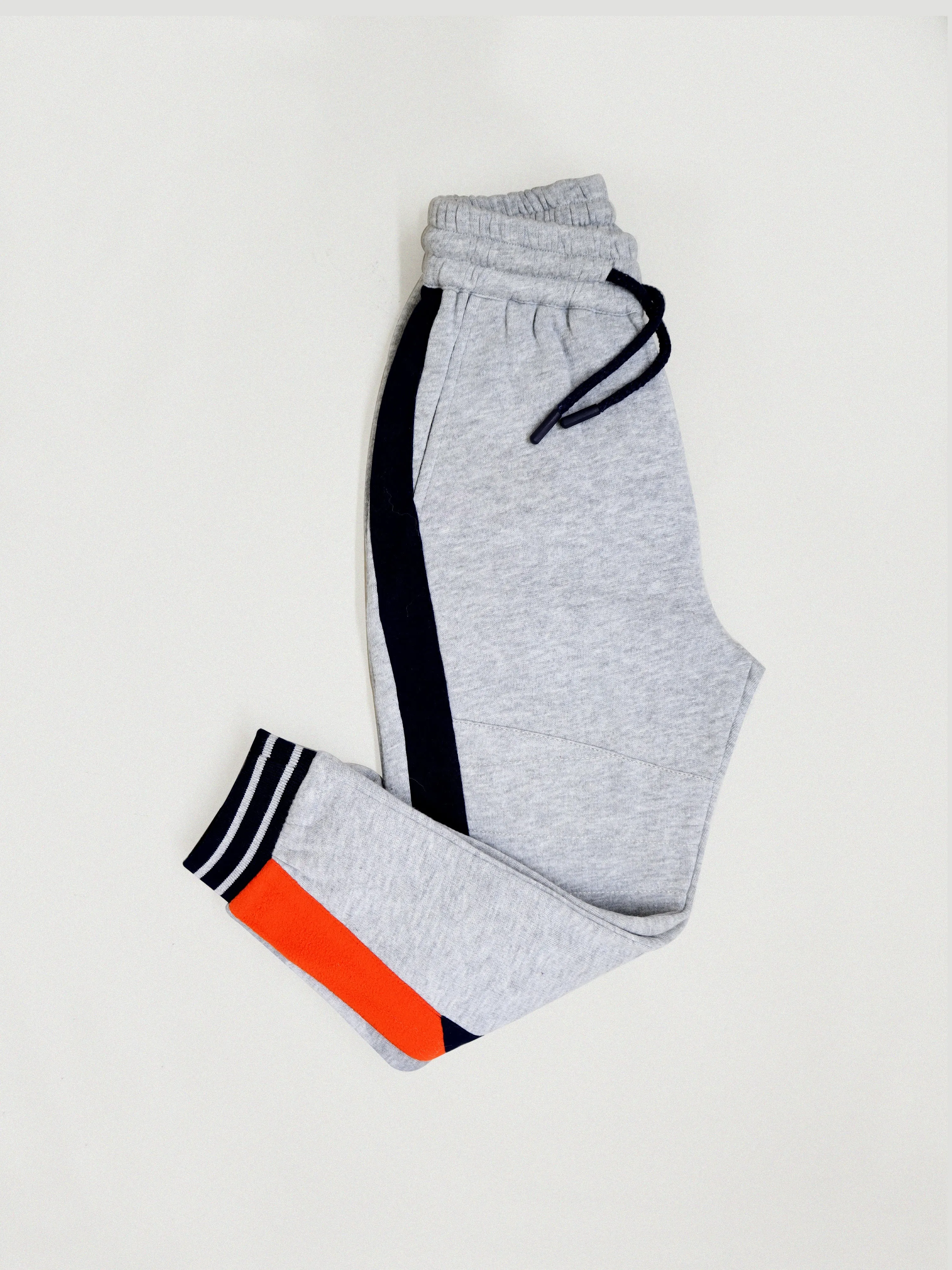 Cherry Crumble Grey Melange Effect 100% Polyester Casual Wear Relaxed Fit Winter Track Pant For Boys
