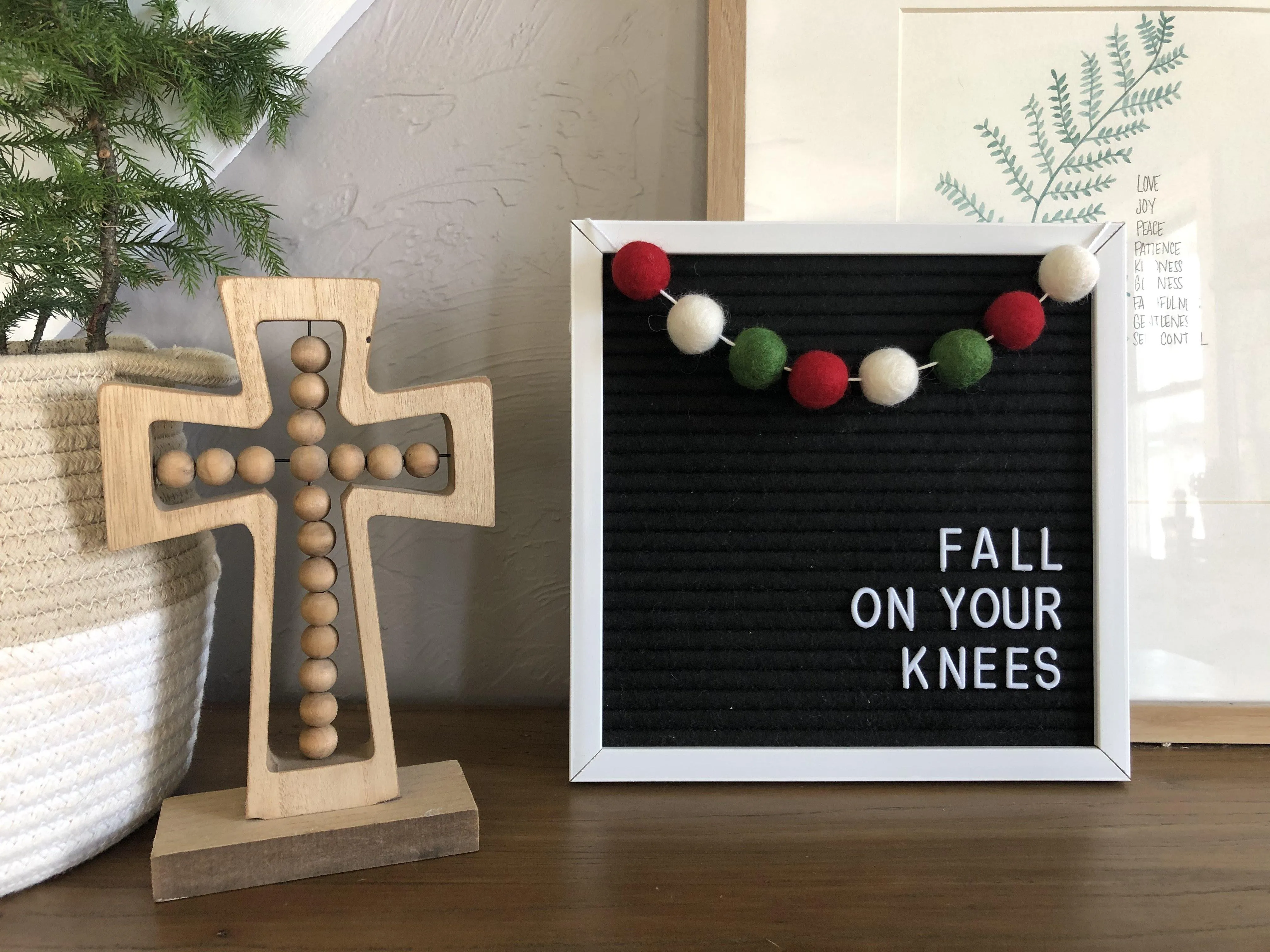 Classic Christmas Garland