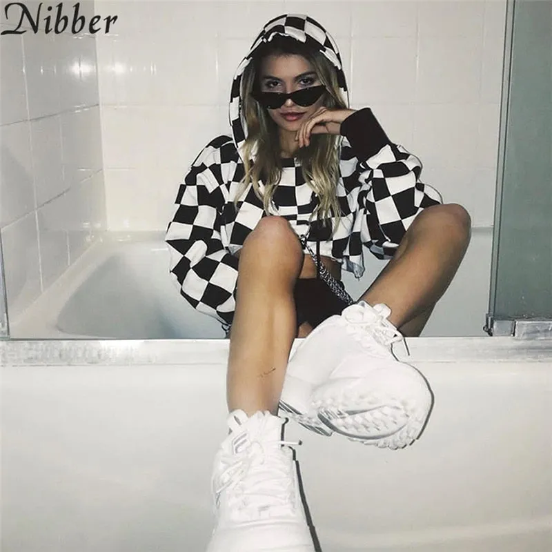 Cropped Hoodie Sweatshirt Black White with Chains