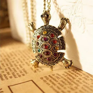 European and American Retro Jewelry Cute Tortoise Sweater Chain Necklace Hot Selling