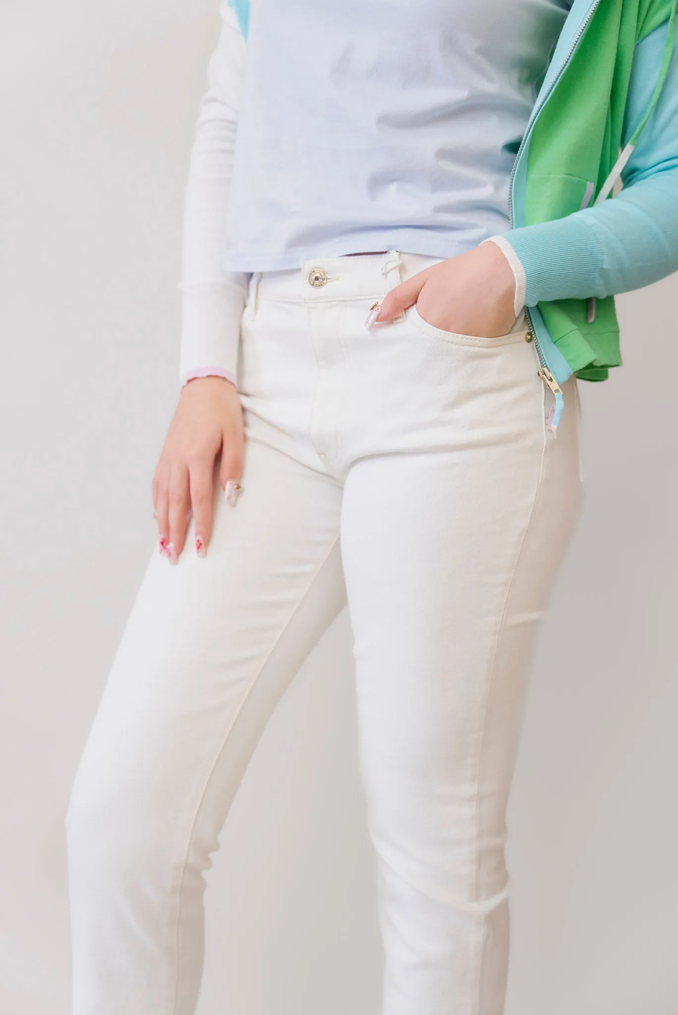 FRAME The Borrowed Jean