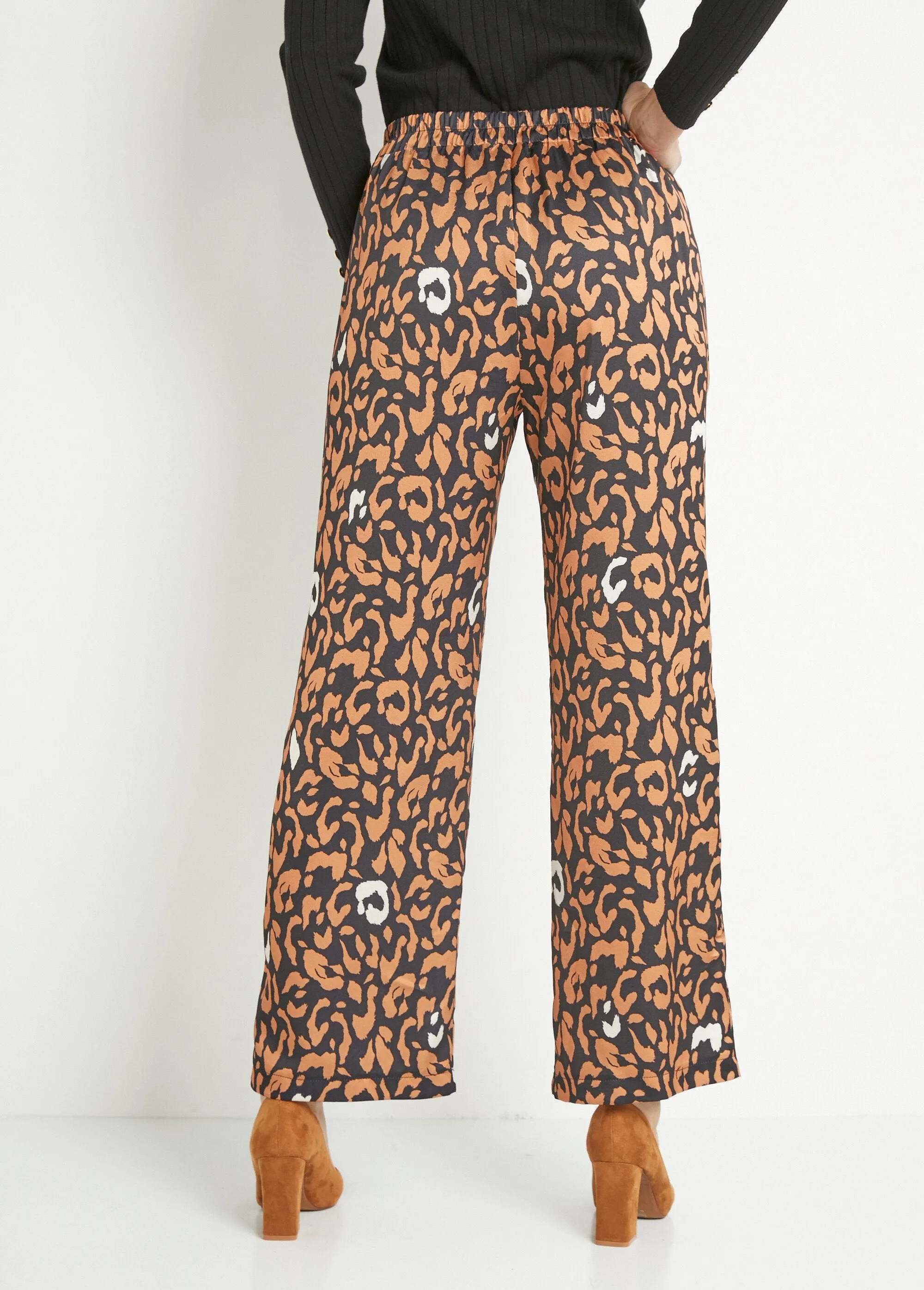 Leopard print elasticated flowing pants