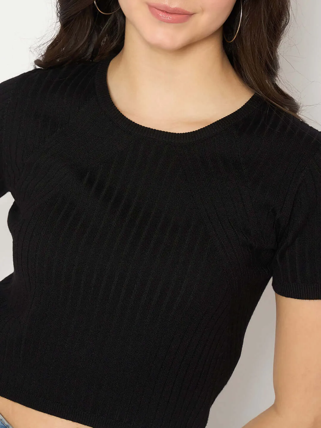 Madame Ribbed Solid Black Knitted Crop Top