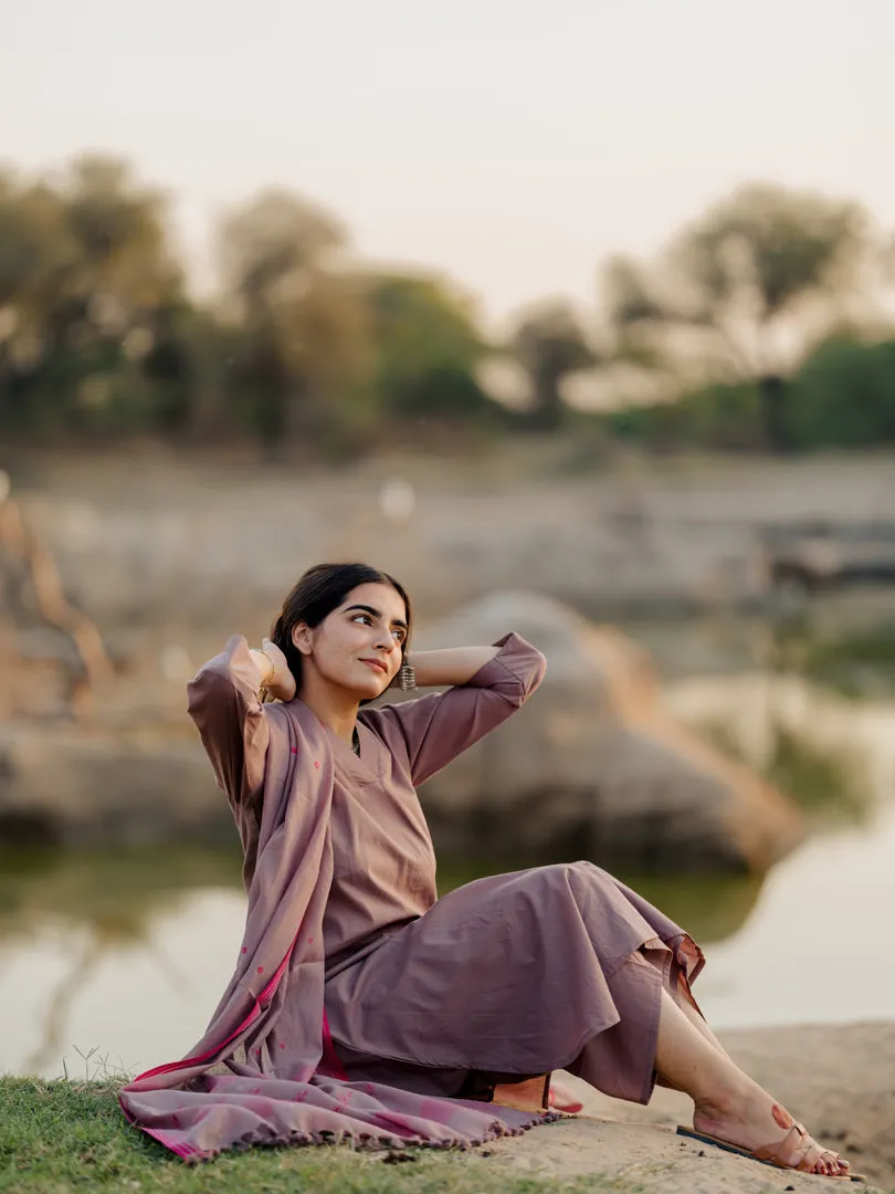 Mauve Kurta set with Jaamdani Dupatta