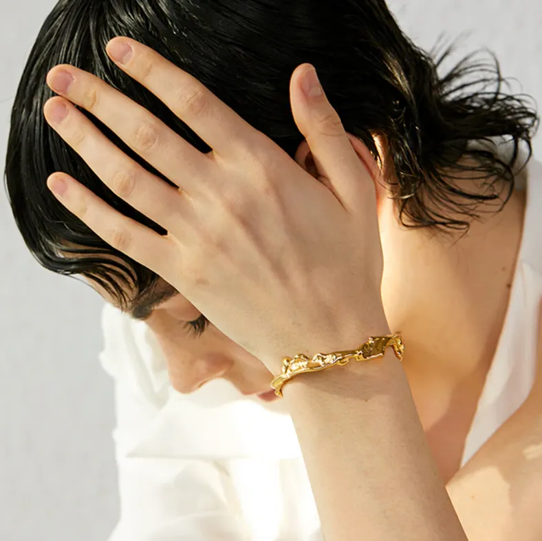 Mila Cuff