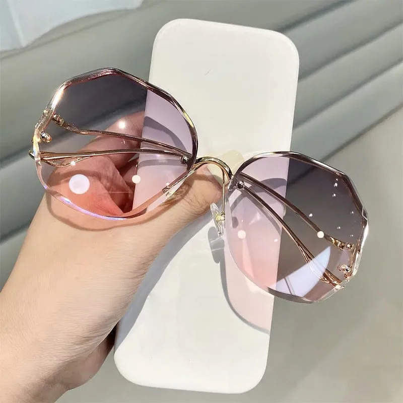 Ocean Wave Tea Gradient Sunglasses Metallic Lens Trim Curved