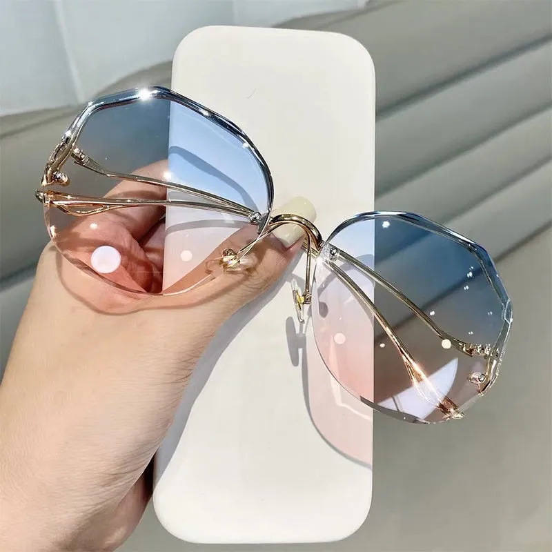 Ocean Wave Tea Gradient Sunglasses Metallic Lens Trim Curved