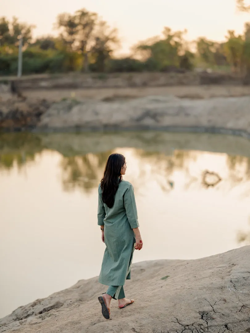 Sage green kurta set with jaamdani Dupatta