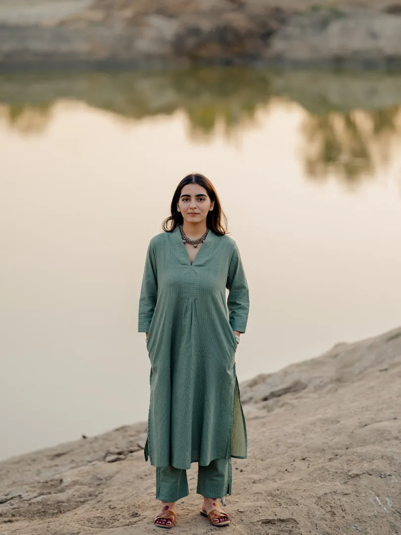 Sage green kurta set with jaamdani Dupatta