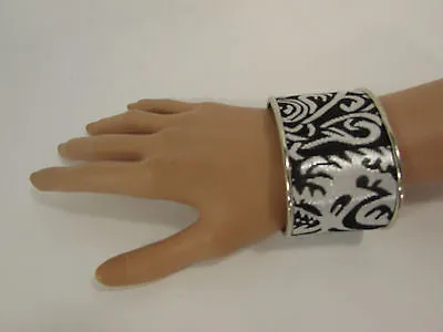 Silve Metal Cuff Bracelet Unique Leaves Detail 2" Long