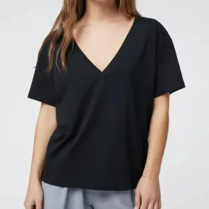 Sutton V-Neck