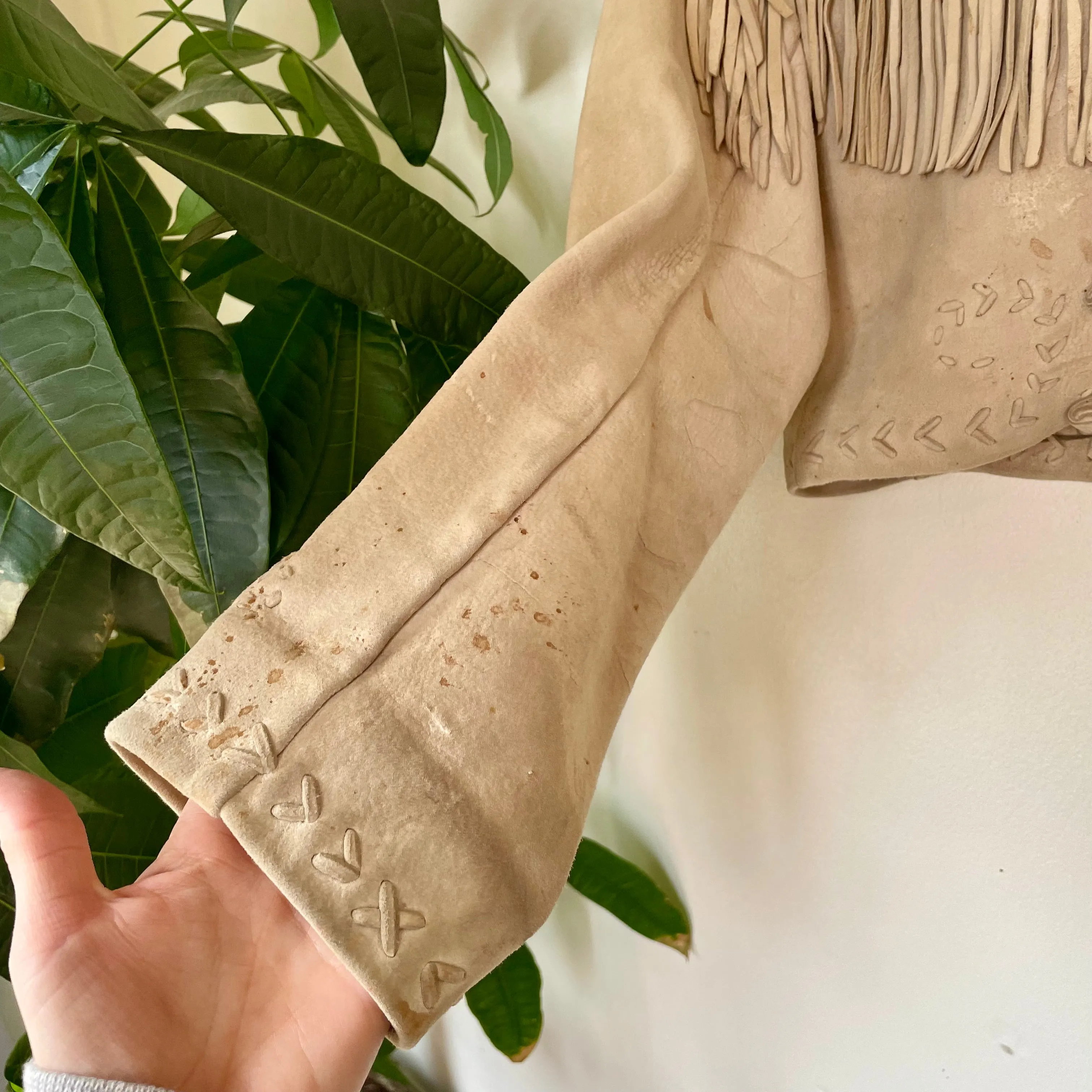 Vintage distressed deerskin cropped fringe jacket (HT2407)