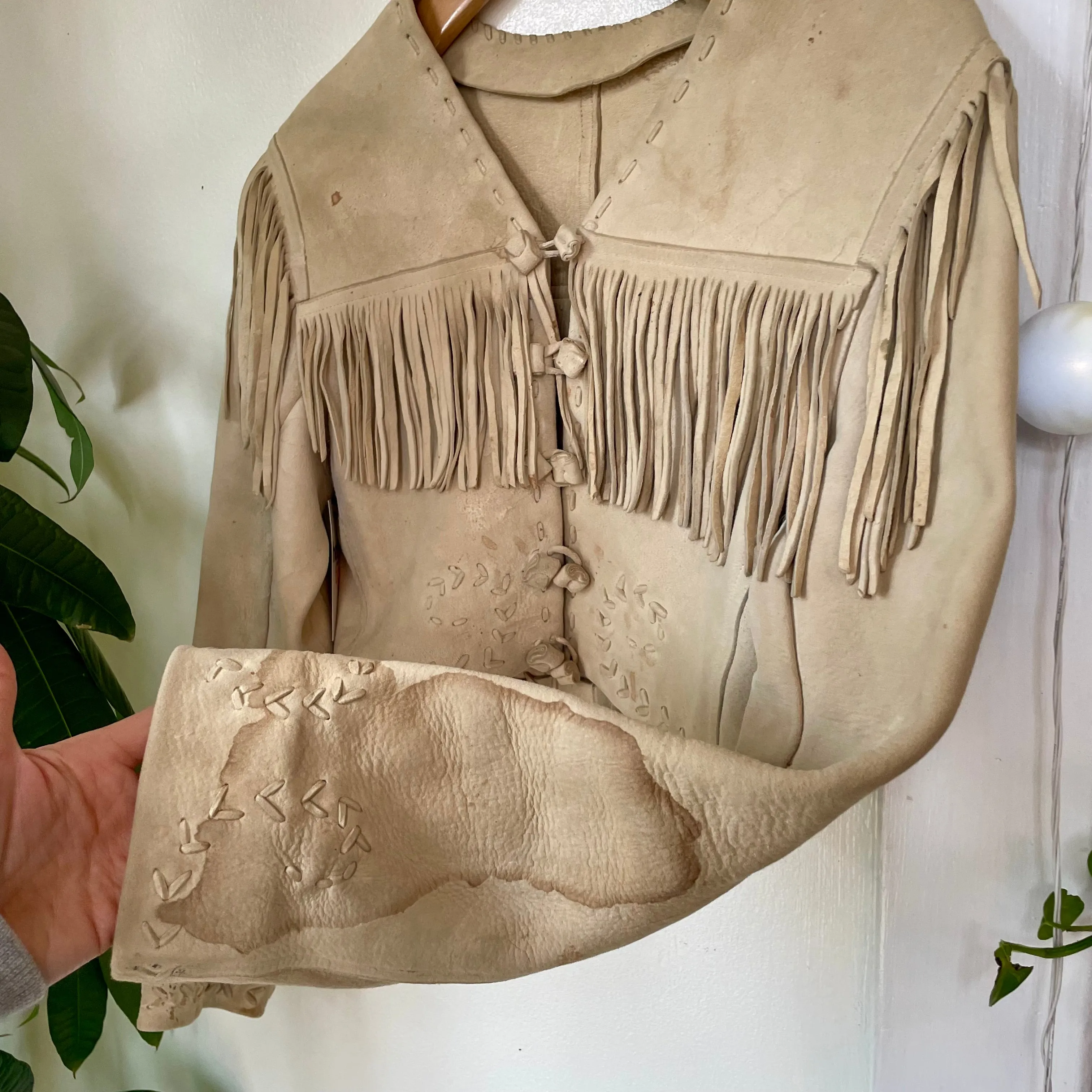 Vintage distressed deerskin cropped fringe jacket (HT2407)