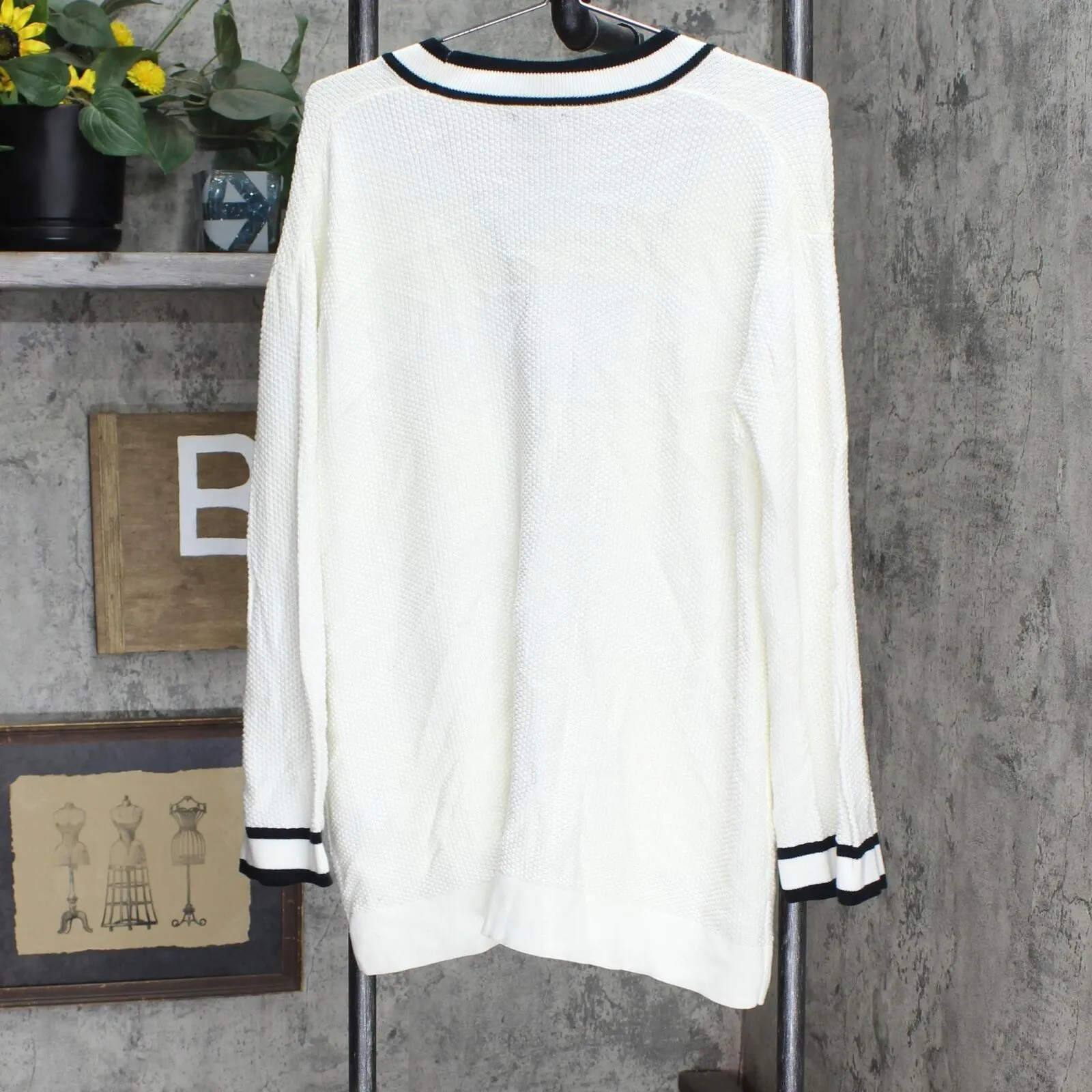 Who What Wear Women's Long Sleeve Button-Front Varsity Cardigan WS-296